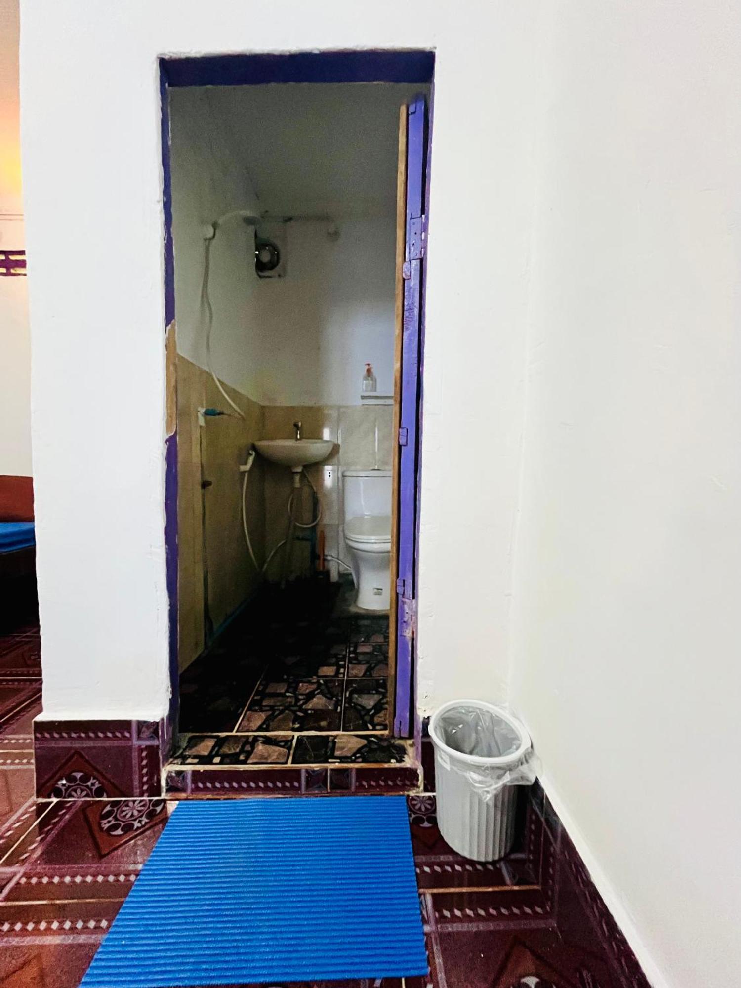 Happiness Guesthouse Ко Ронг Санлоем Екстериор снимка